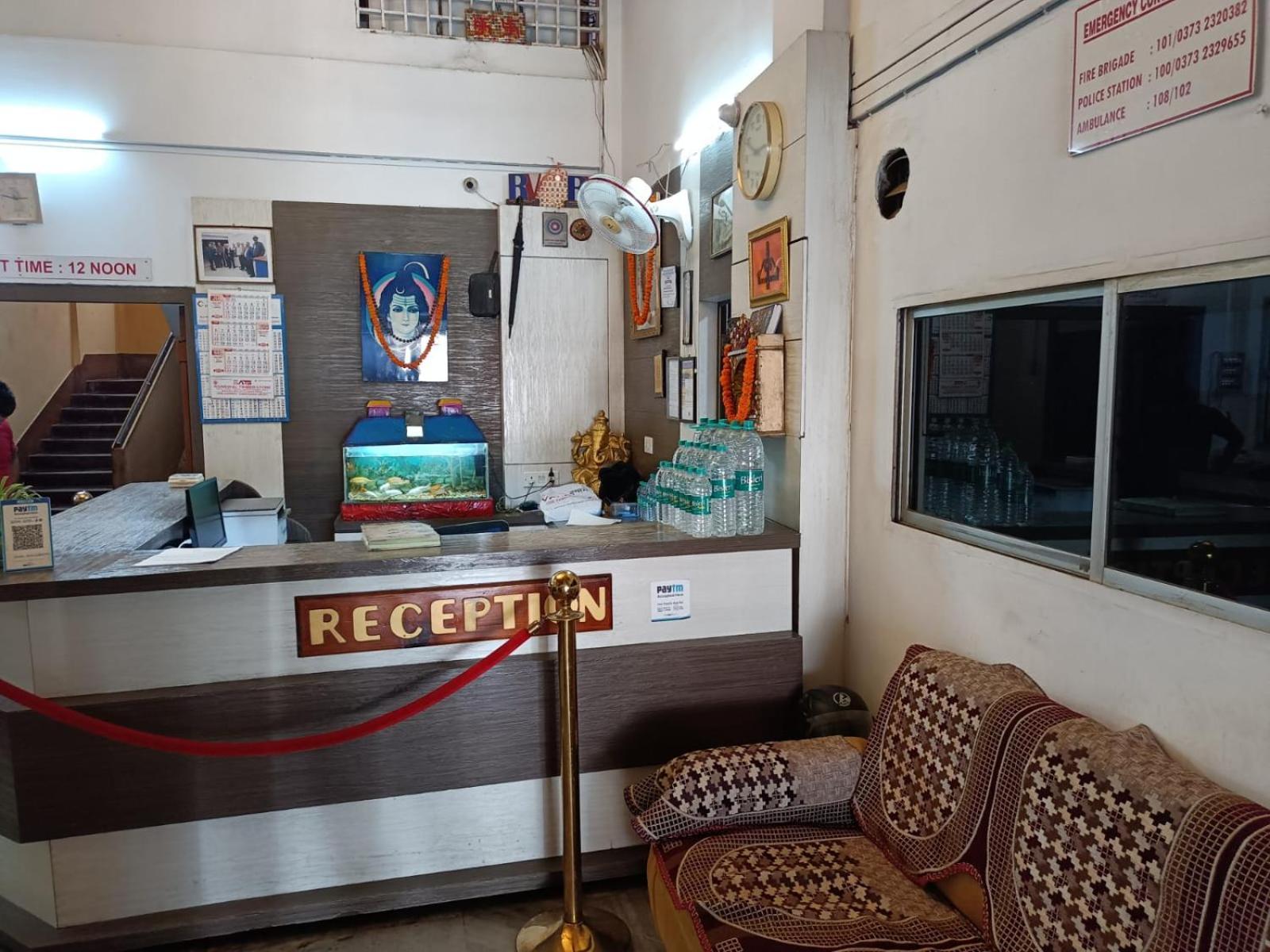 Kusum Hotel Dibrugarh Buitenkant foto